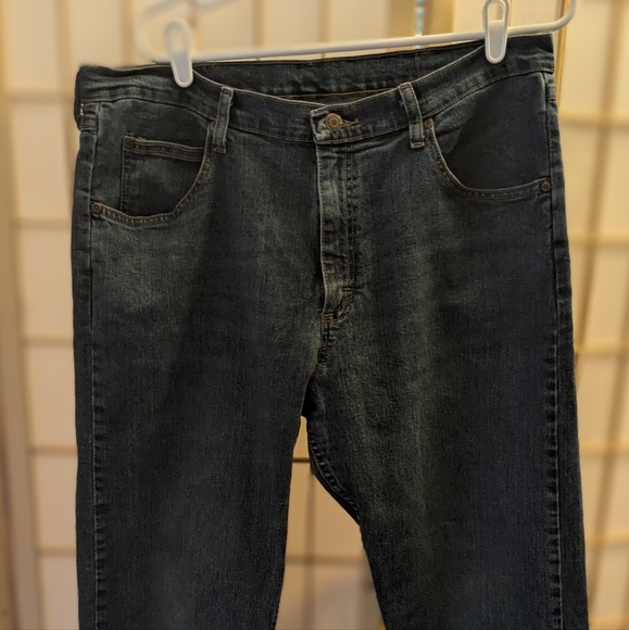 Wrangler Other - *ORIGINAL* WRANGLER STRAIGHT LEG BLUE JEANS (36 IN WAIST, MEN'S)